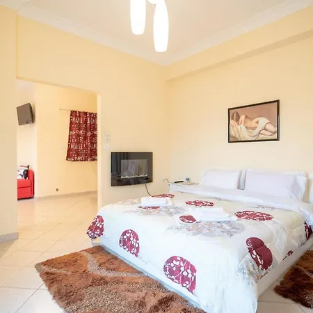 Apartment Attica Train Station 1 Bedroom 4 Pers