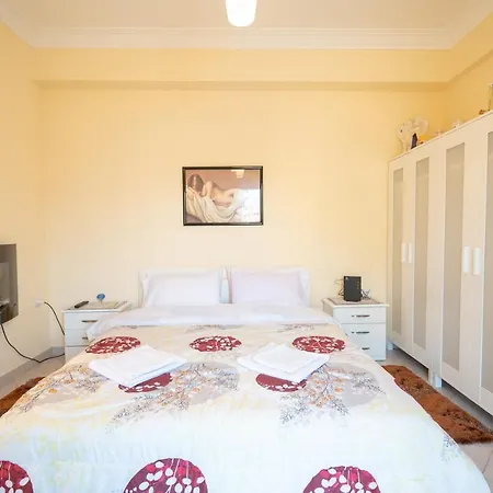 Attica Train Station 1 Bedroom 4 Pers *