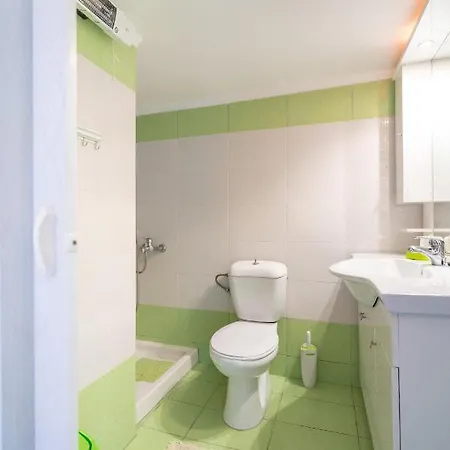 Attica Train Station 1 Bedroom 4 Pers Αθήνα